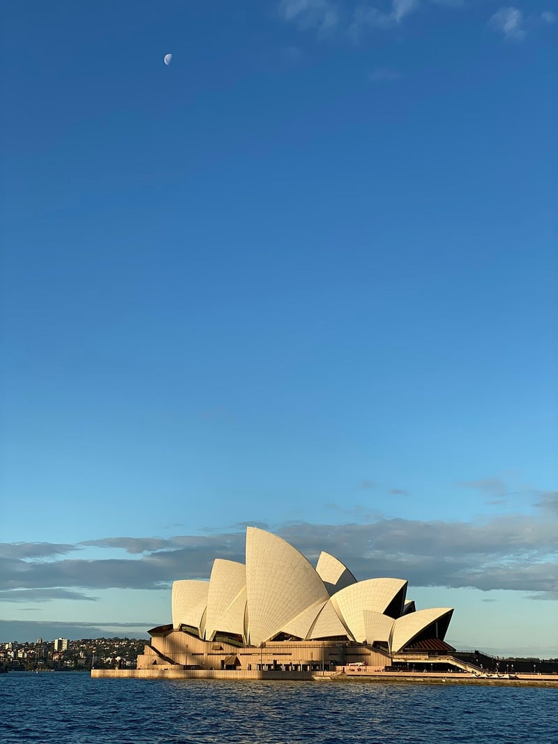 Longitude 131, Australia